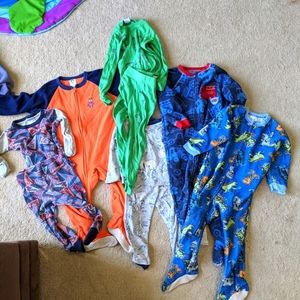 Bundle of boys 2T pajamas